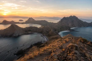 Sunrise view over the three bays from Padar Island viewpoint