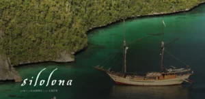 Silolona luxury phinisi yacht exterior