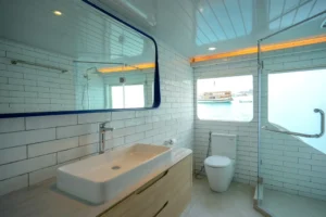 Ensuite bathroom in the Adonara master cabin aboard Mosalaki
