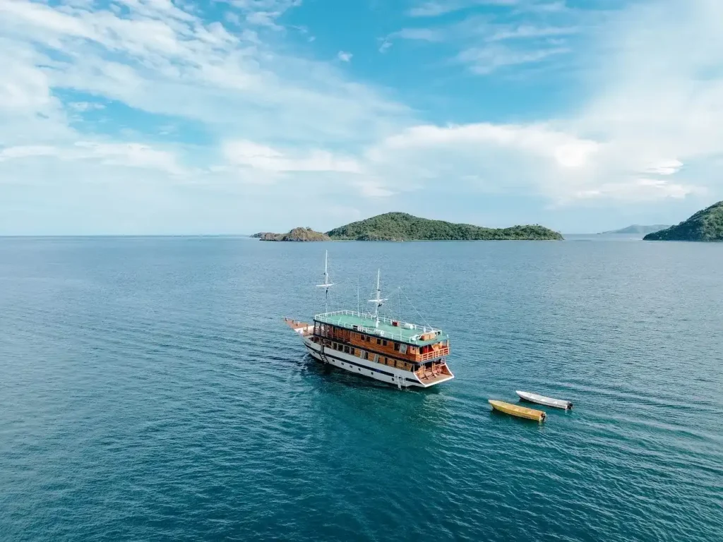 Exterior of the 37-metre Alore phinisi