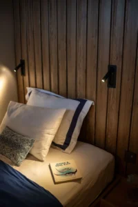 Anila cabin bed detail aboard Amaya Explorer