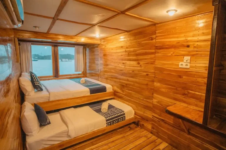 Upper deck Cabin 5 aboard Maipa Deapati