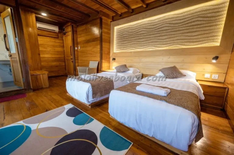 Double cabin aboard Mola Mola 2