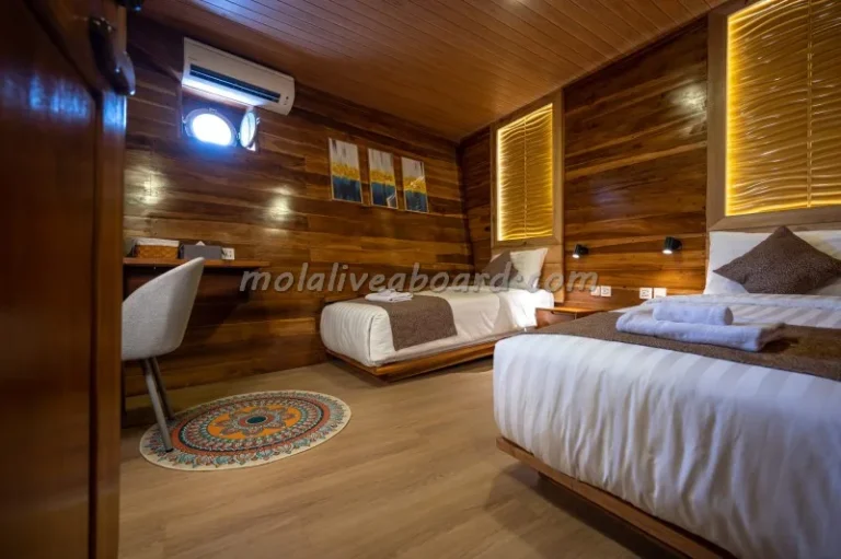 Cabin interior aboard Mola Mola 2