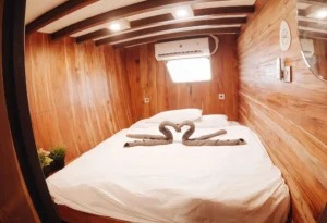Deluxe Cabin aboard Narasea liveaboard