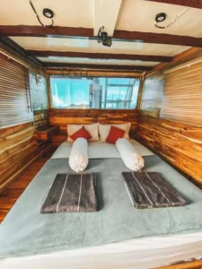 Turtle Room cabin aboard Papiton Duwa