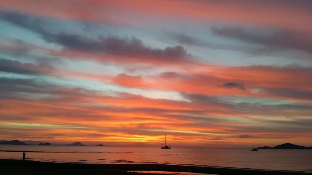 Puri Sari Beach Hotel – Normal Puri Sari Beach Hotel Sunset