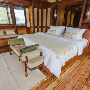 Panoramic master cabin retreat aboard Senja