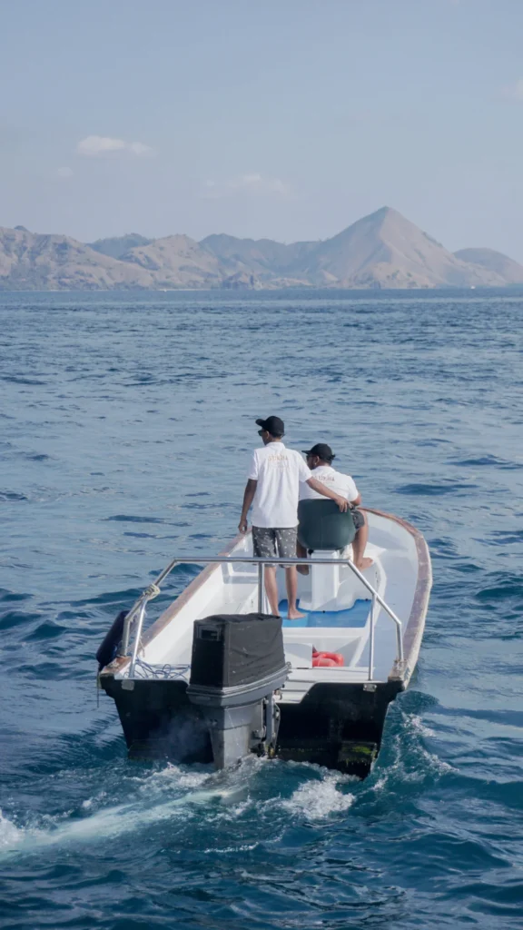 Sukha sail 1 sundeck tender aboard Sukha Sail 1 phinisi