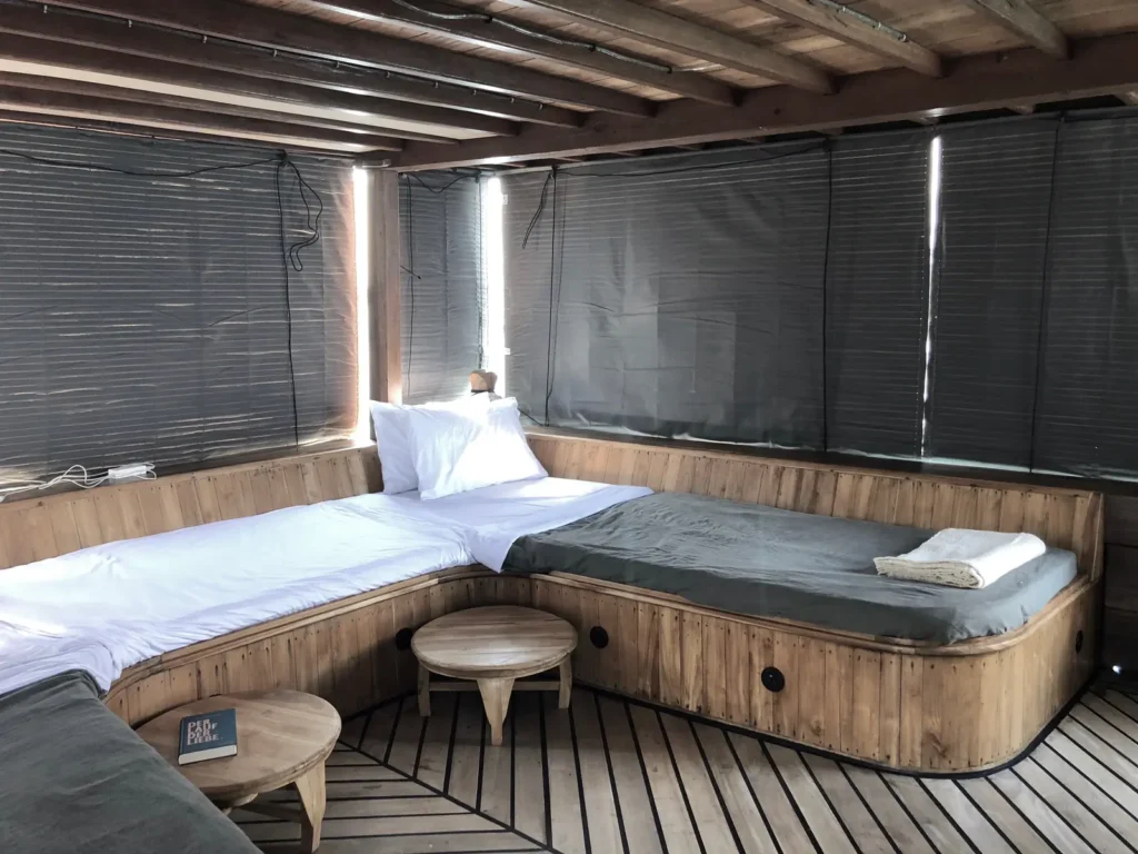 Convertible back lounge aboard Splendour yacht