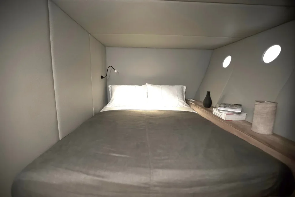 Air-conditioned Cocoon Double Cabin aboard Splendour yacht